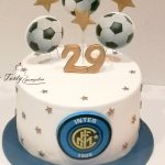 pikłarski tort z logo na urodziny