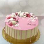 Tort drip różowy dla dziewczynki