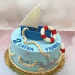 tort morski z łódką