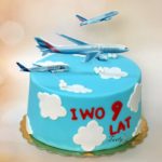 tort z samolotami