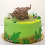 tort z dinozaurem triceraptor