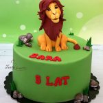 tort z królem lwem