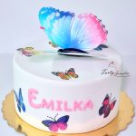 tort z motylami dla dziewczynki