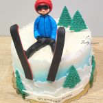 tort urodzinowy dla narciarza