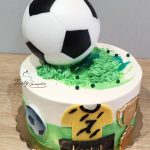 tort piłkarski z piłką